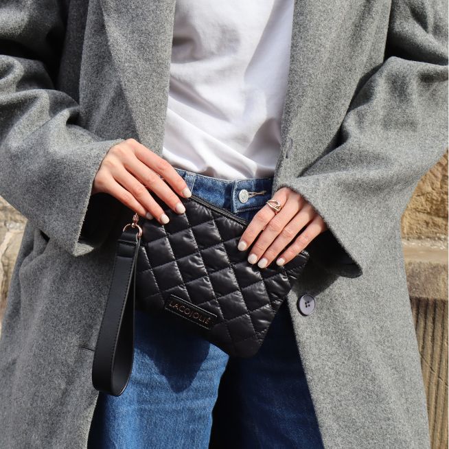 The Petite Pouch