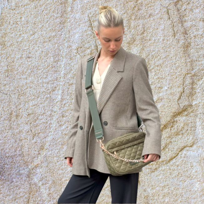 Lea Crossbody
